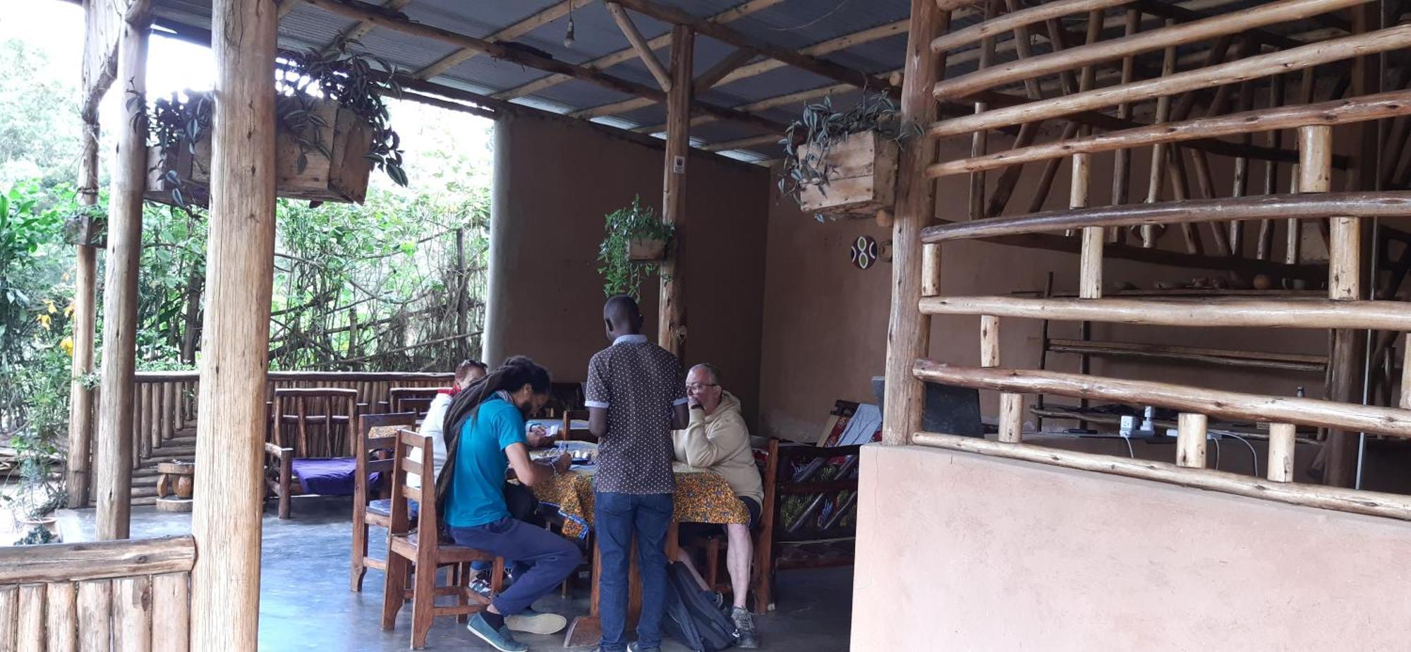 Om Hostel Bunyonyi Kabale Exterior foto